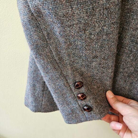 Vintage 70s Women's Grey Wool Blazer with Brown Leather Buttons, VTG Size 12 - Picture 5 of 7